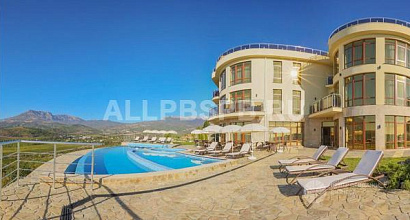 Роскошный отель в самом центре Алупки