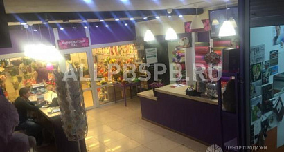 Готовый бизнес  магазин цветов в 2х минутах от метро