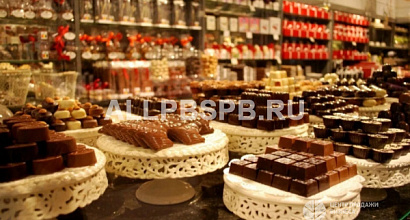 Кондитерский магазин у метро Проспект Просвещения