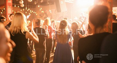 Прибыльный бар на Ломоносова с лицензией