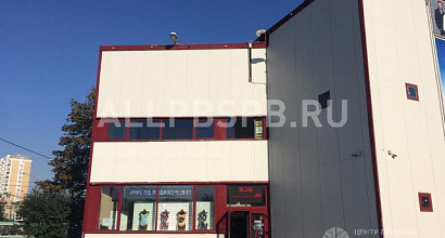 Аренда:  2 входа 1-й этаж, 24 часа, арендатор Мегафон 