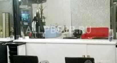 Продается  салон красоты в шаговой доступности от метро