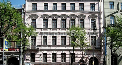 Отдельно стоящее здание в центре города в аренду