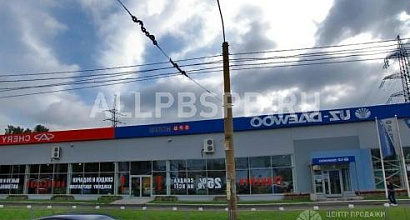 Сдается в аренду универсальное помещение в автосалоне