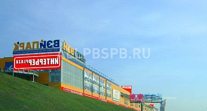 Аренда:  Торговый центр с Арендатором. Возможен кредит 