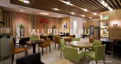 Просторное кафе