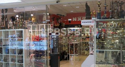 Продажа:  магазин подарков и сувениров в торговом центре юао 