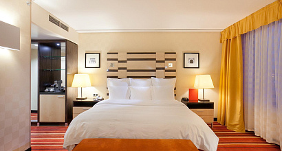 Отель бизнес-класса с рестораном