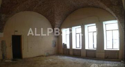 Сдается в аренду помещение свободного назначение (торговля, услуги, кафе)