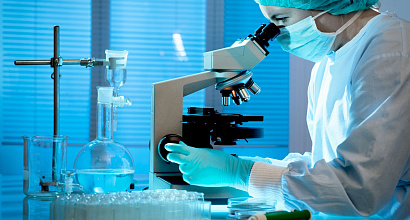 Медицинский центр/лабораторная служба (работающая по известной франшизе)